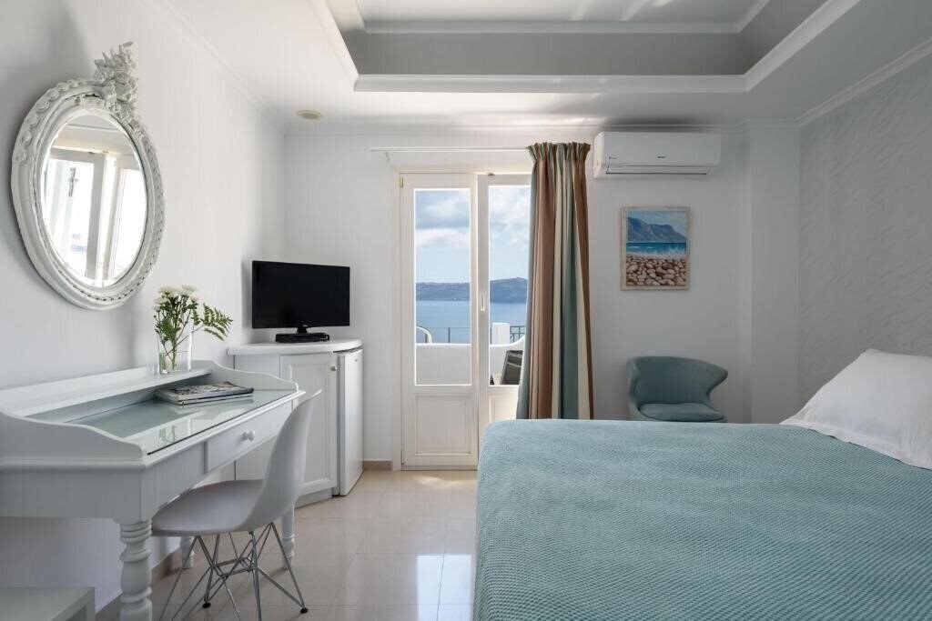 Zdjęcie Villa Renos 4*