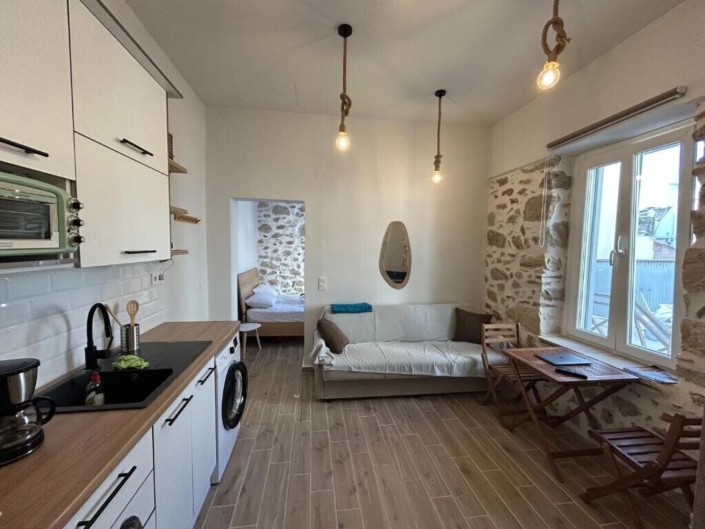 Hotel Odysseys House 4*