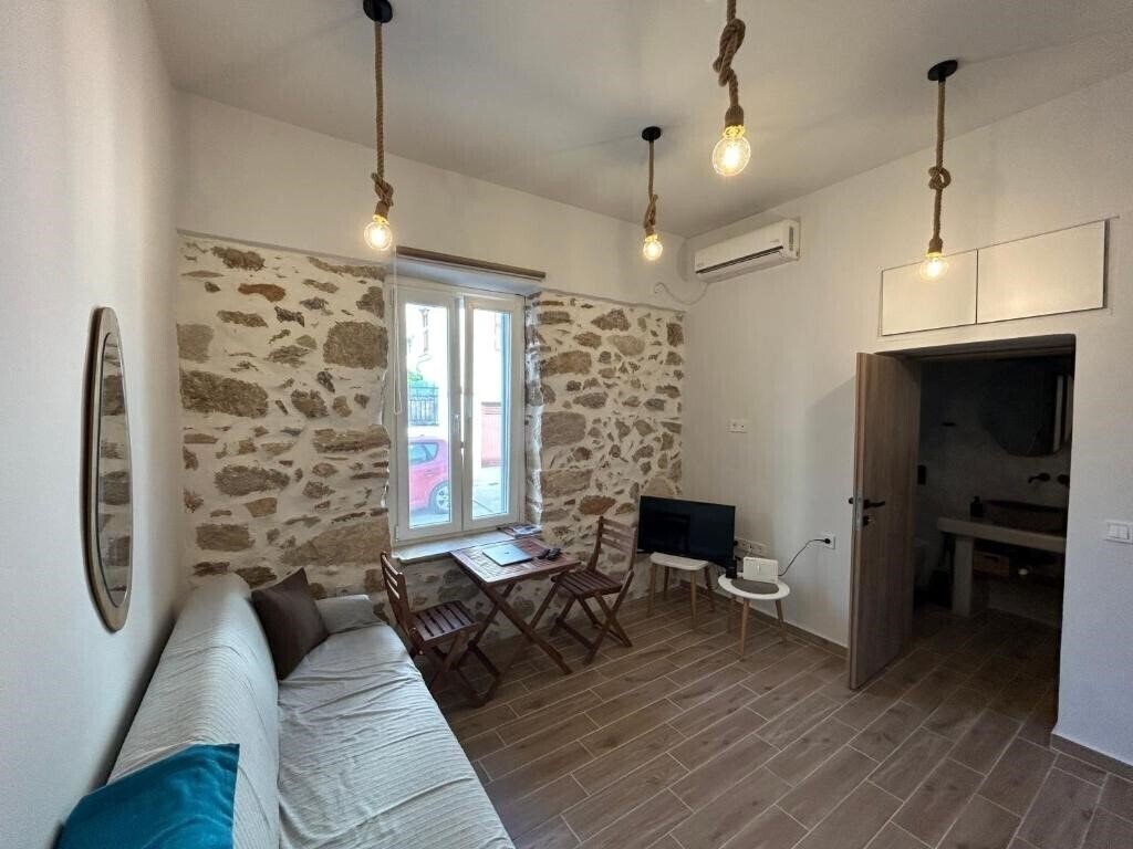 Zdjęcia Odysseys House 4*