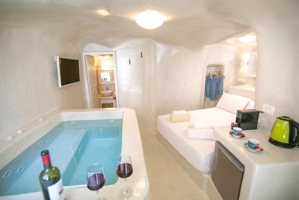 Obraz White Cave House 3*