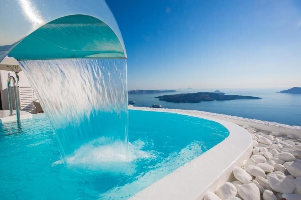 Hotel Chic Santorini 3*