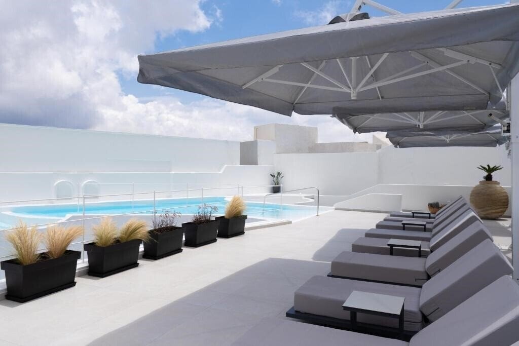 Hotel White Concept Caves 4*
