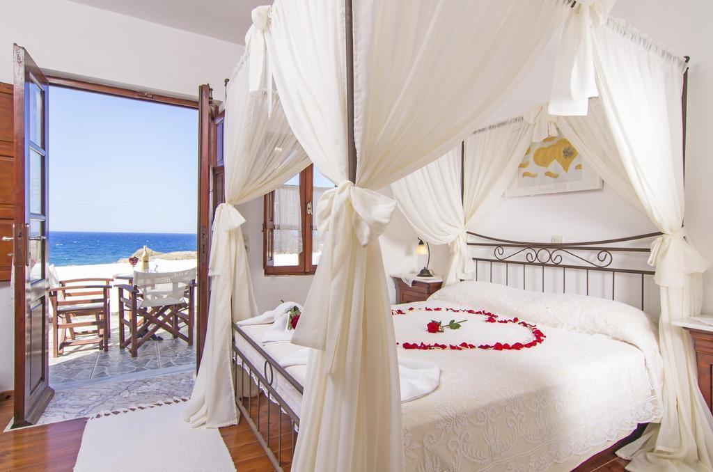 Фотографія Enplo Boutique Suites 3*