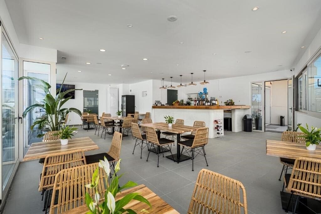 Obraz Enplo Boutique Suites 3*