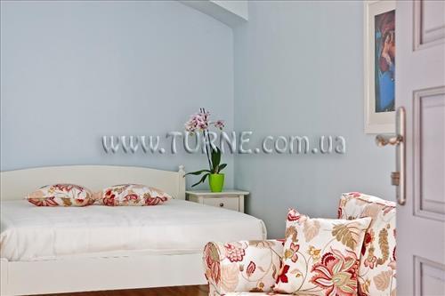 Готель Markezinis Suites 5*