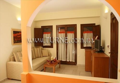 Hotel Amerisa Suites 3*