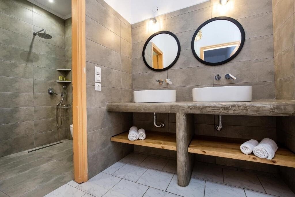 Zdjęcie Rodon House Aparthotel 3*