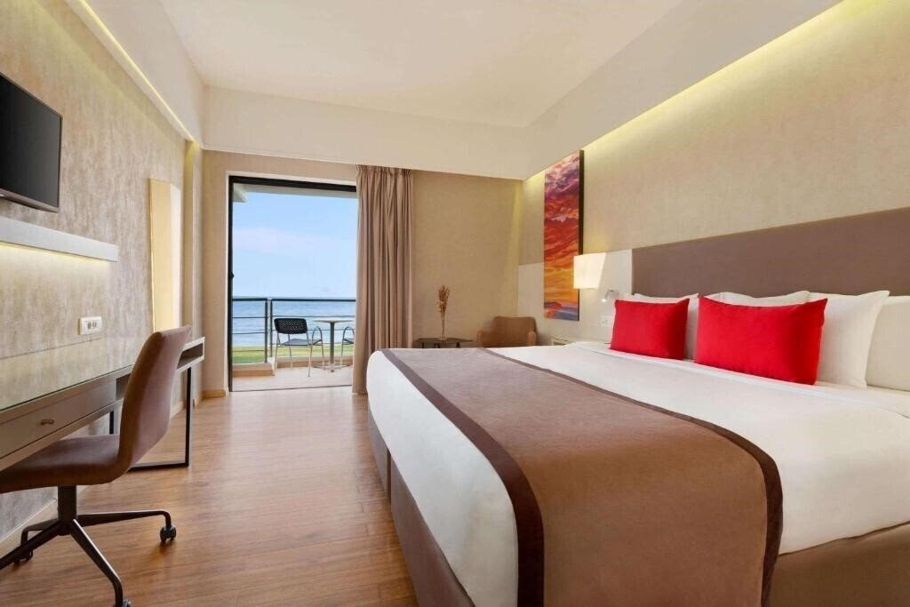 Zdjęcia Ramada Plaza Thraki 5*