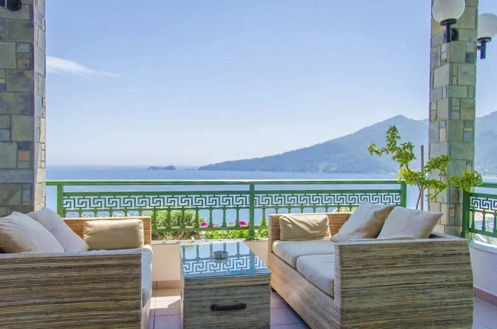 Картинка Dionysos 3*