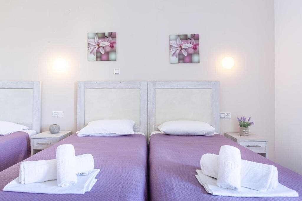 Zdjęcie Christa Hotel 3*