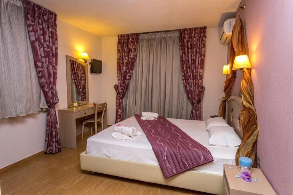 Картинка Thalassies Nouveau Hotel 3*