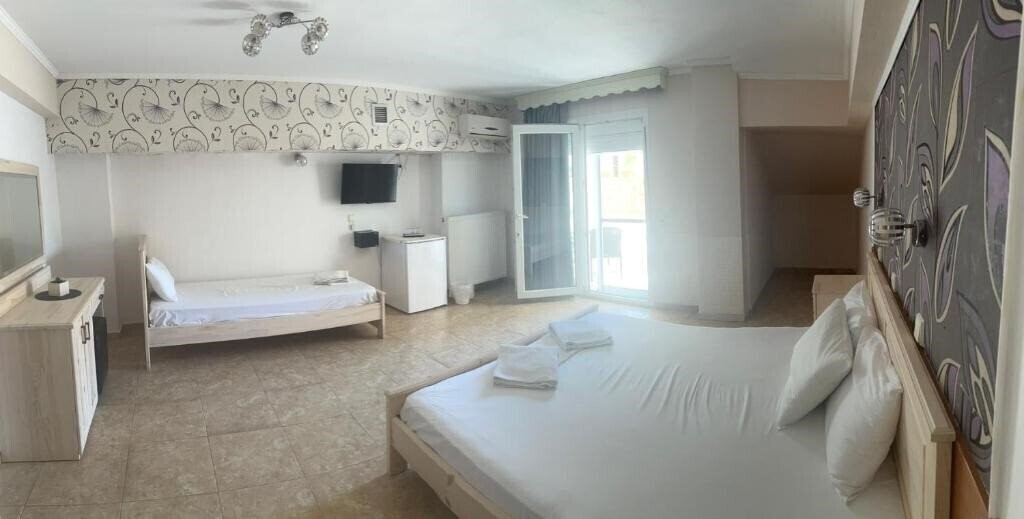 Фото Ellas Hotel 2*