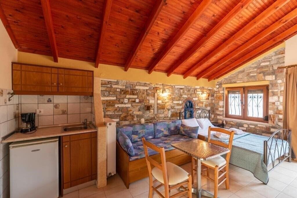 Zdjęcie Pontios Hotel 2*