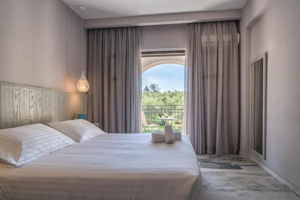 Zdjęcie Castelli Hotel 3*
