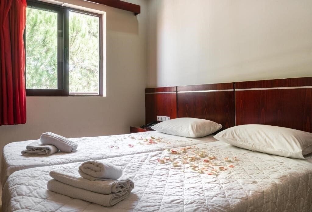 Фотографія Canadian Hotel 3*