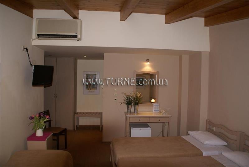 Zdjęcie Yria Hotel 2*