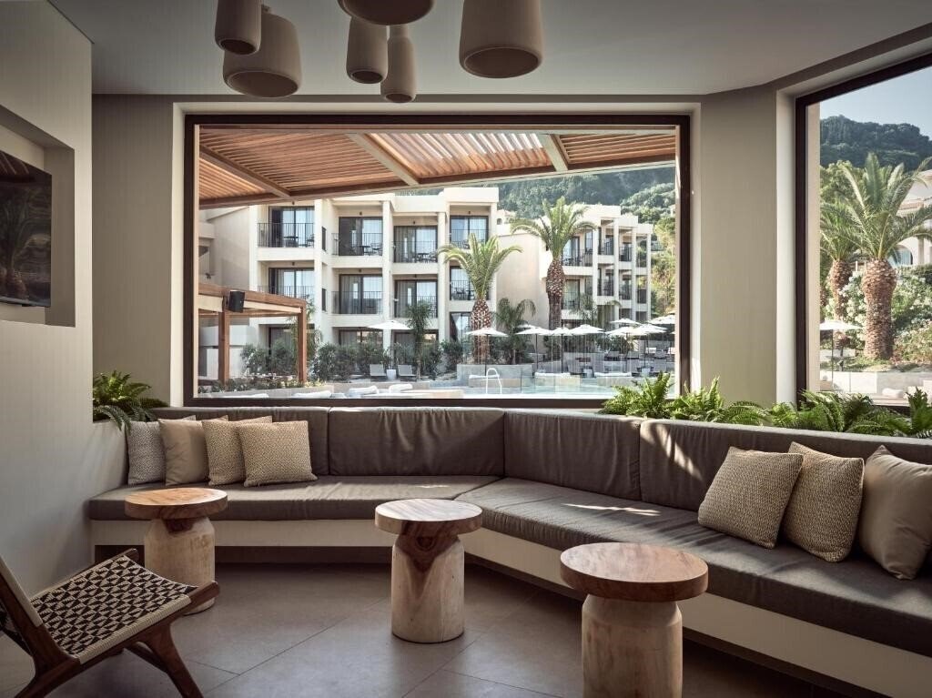 Hotel Admiral Hotel 3*