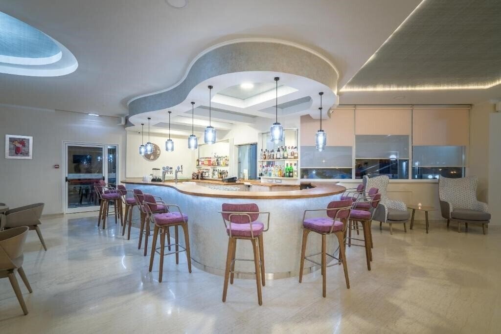 Зображення Golden Sun Hotel 4*