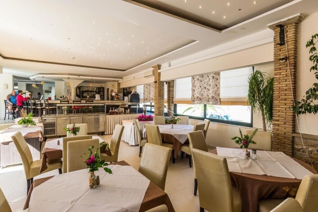 Картинка Bomo Zante Plaza Hotel & Apartments 3*