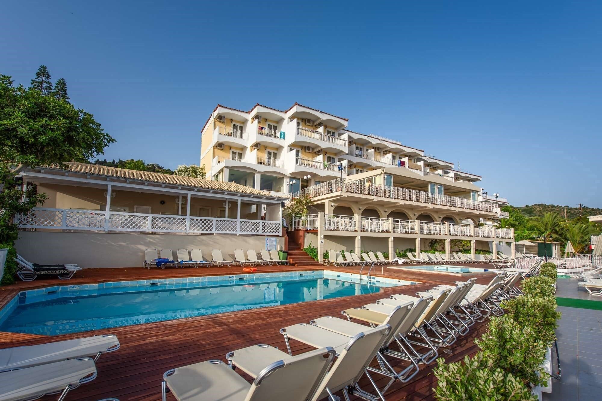 Готель Captains Hotel 3*