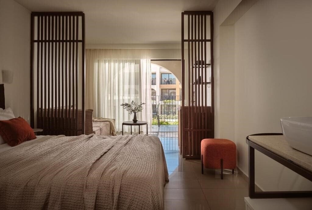 Фотографія Planos Deluxe Hotel 4*