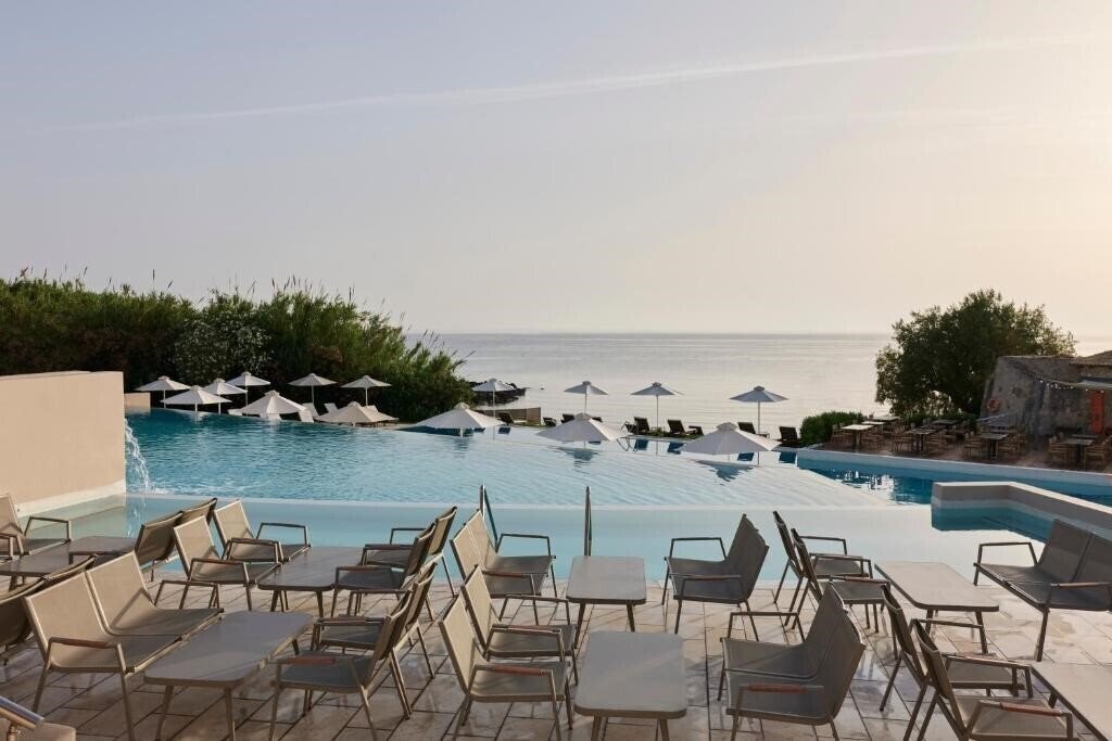 Hotel Atlantica Eleon Grand Resort 5*