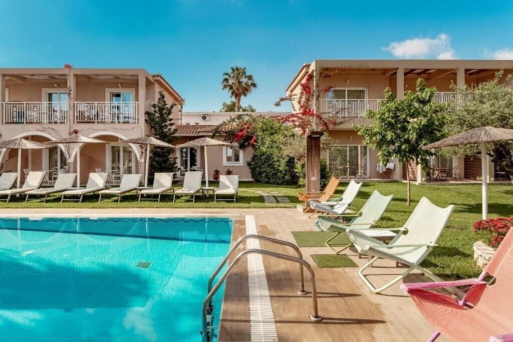 Zdjęcie Aeolos Boutique Hotel & Suites 3*