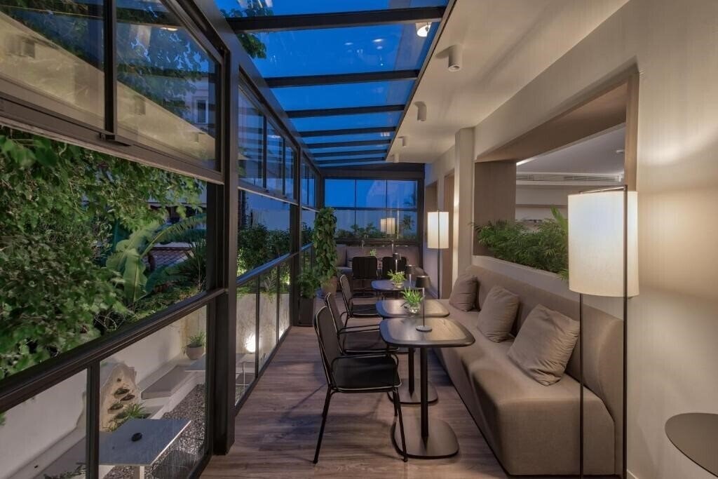 Zdjęcie Bitzaro Hotel 3*