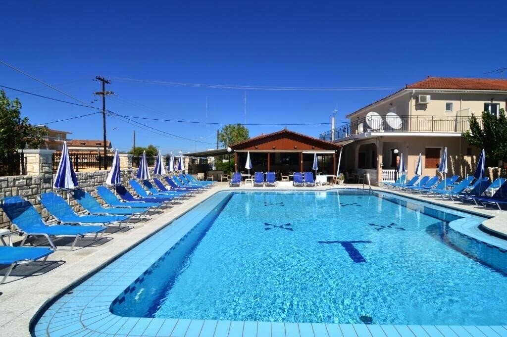 Zdjęcie Tassia Studios 2*