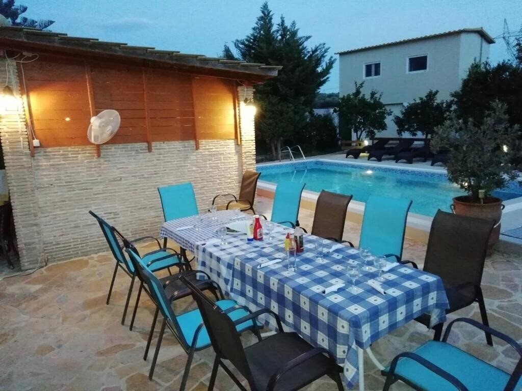 Zdjęcie Evans Studios 3*