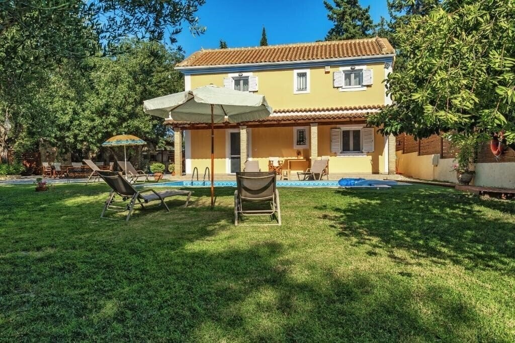 Hotel Villa Kardaris 4*