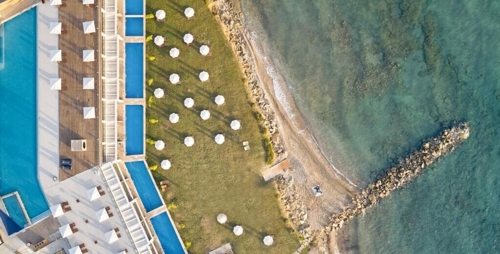 Готель Cavo Orient Beach Hotel & Suites (ex. Cepu Orient) 4*