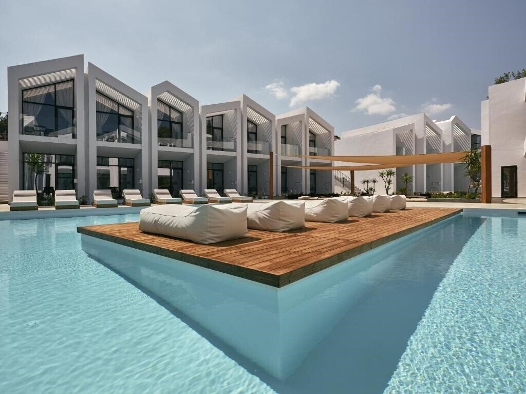 Hotel Cavo Vezal Deluxe 5*