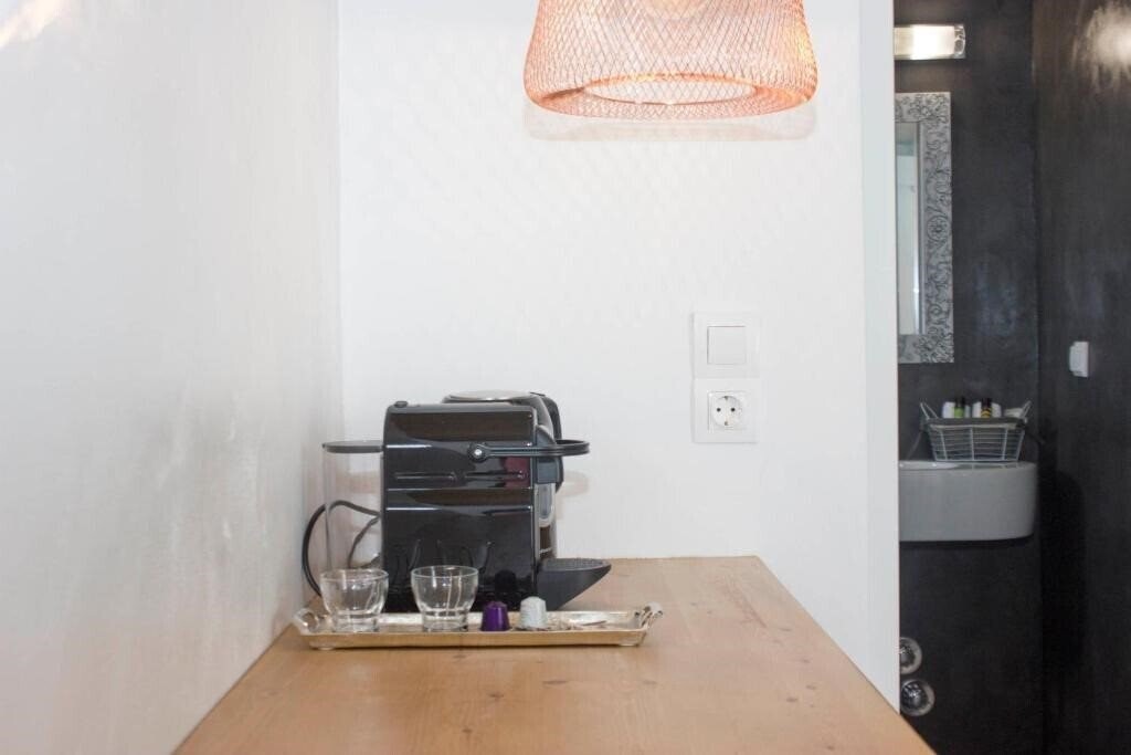 Фотографія Anixi Lounge Suites - Adults Only 3*