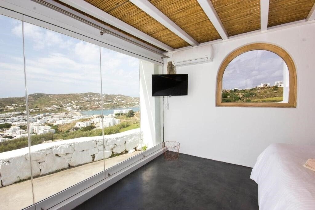 Картинка Anixi Lounge Suites - Adults Only 3*