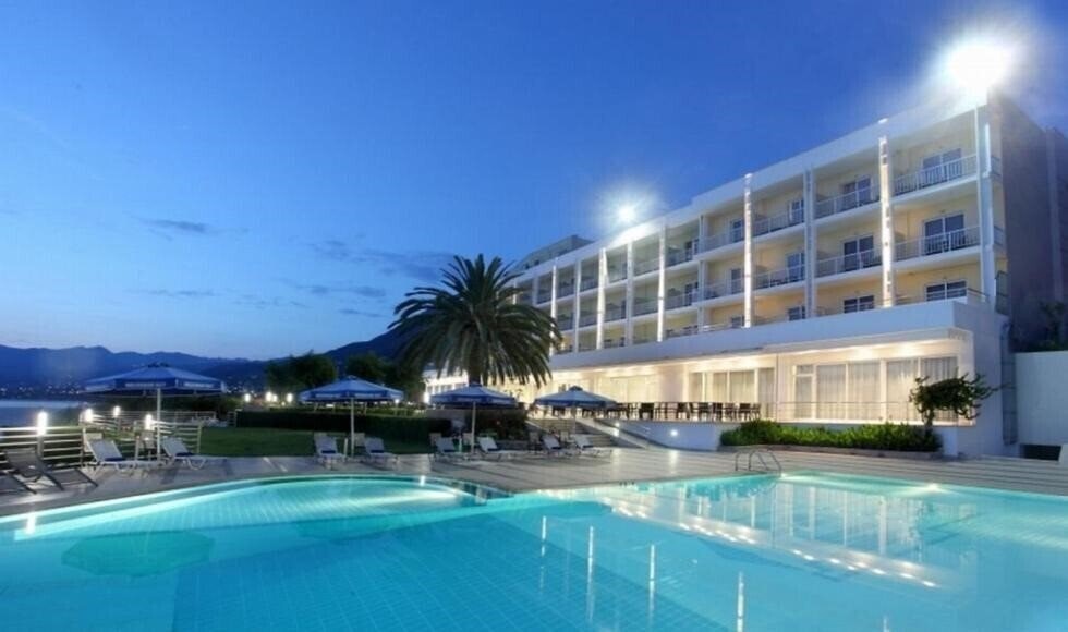 Hotel Messinian Bay 3*