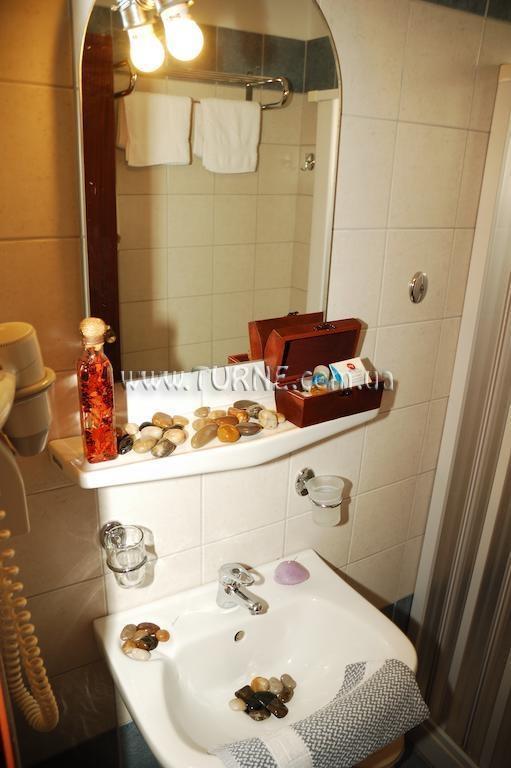 Картинка Ilion Hotel 4*