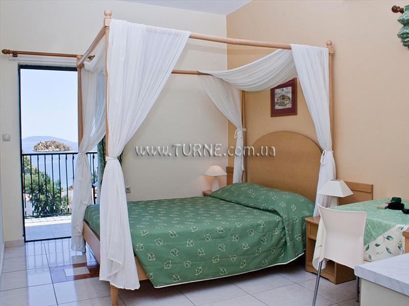 Фотографія Alonia Maizonettes 2*