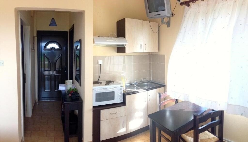 Zdjęcia Aenaon Hotel 3*