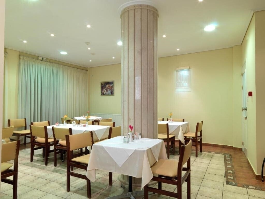 Изображение Alex Hotel 2*