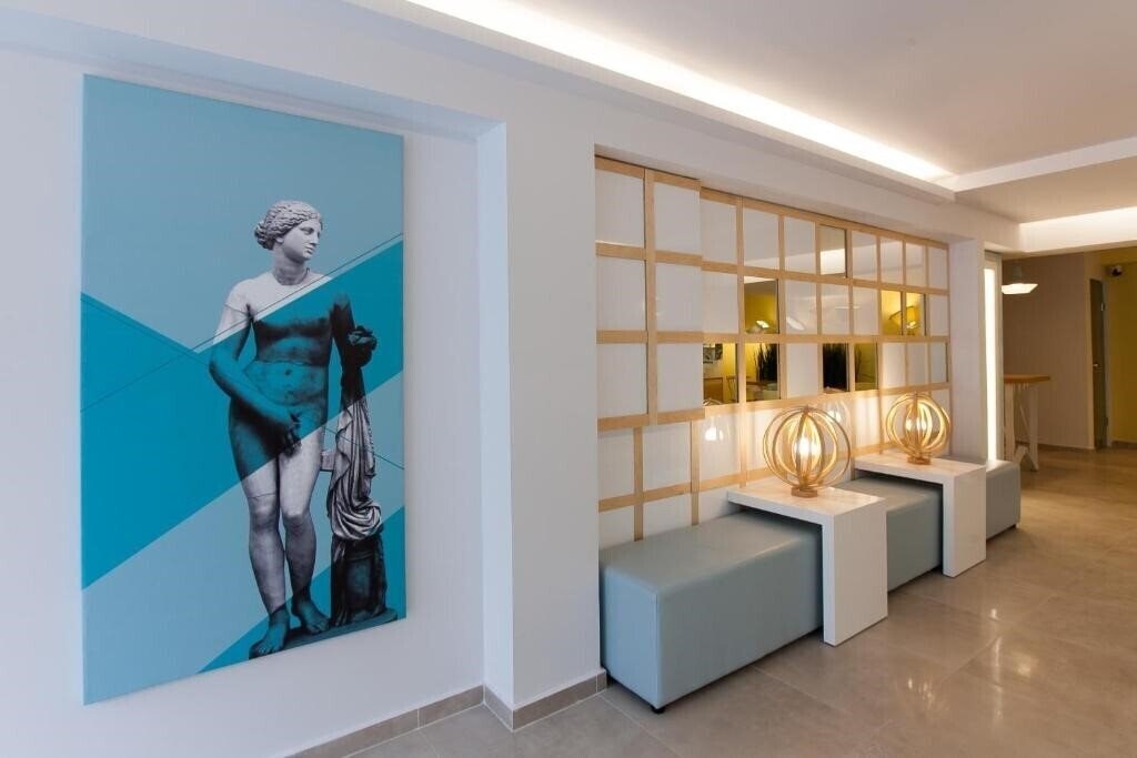 Zdjęcie Frini Hotel 3*