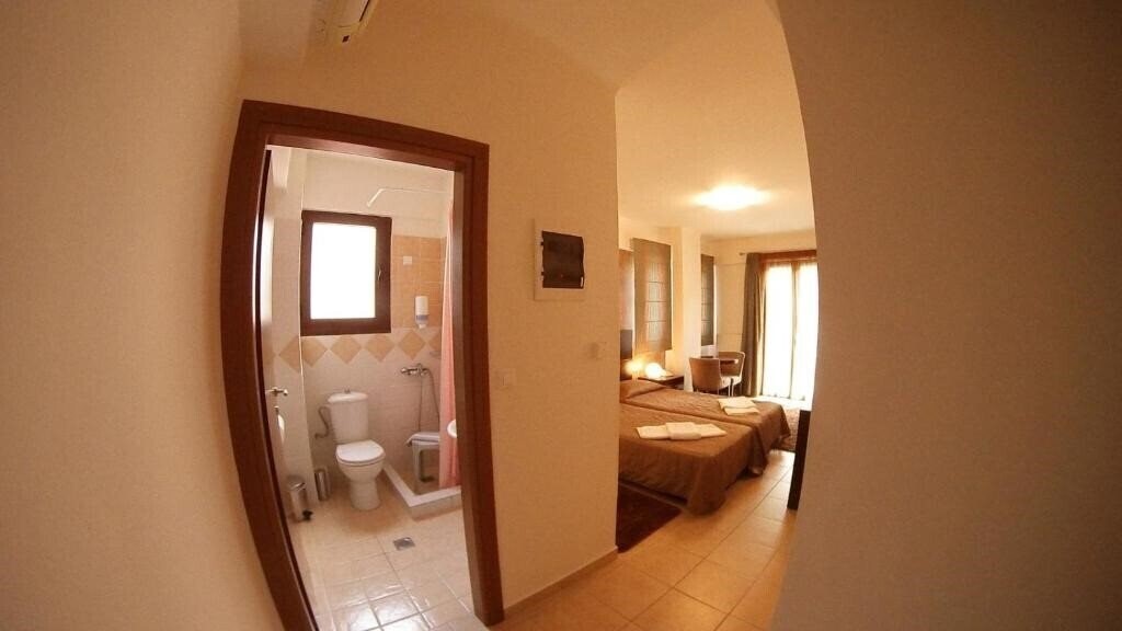 Zdjęcie Ahilion Hotel 3*