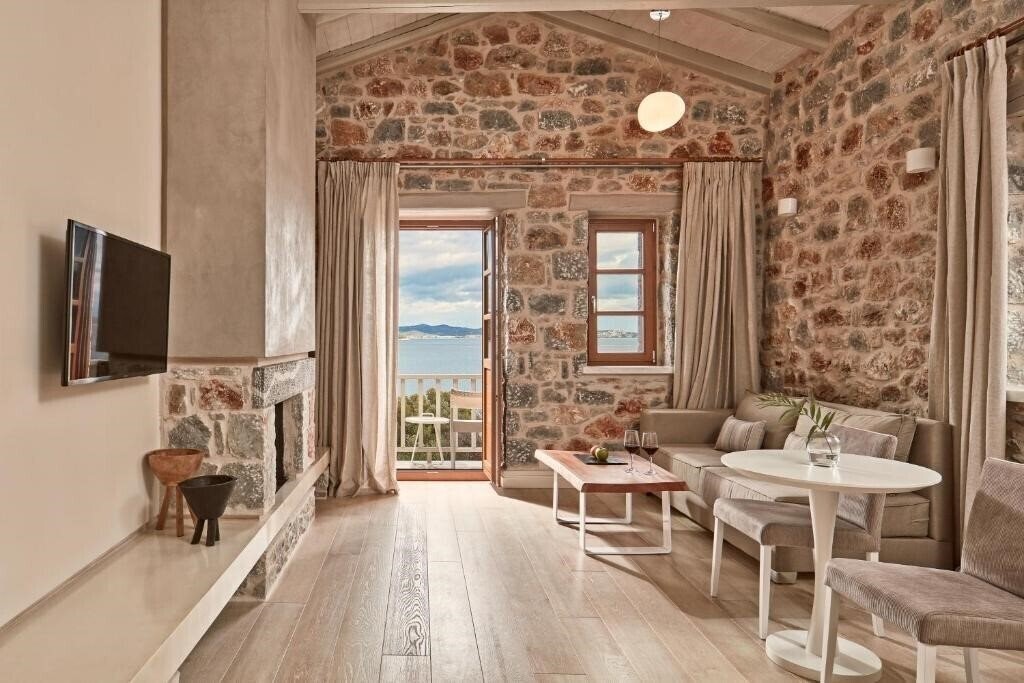 Картинка 100 Rizes Seaside Resort 4*