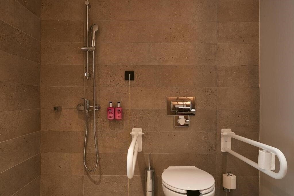 Zdjęcie Moxy Patra Marina 3*