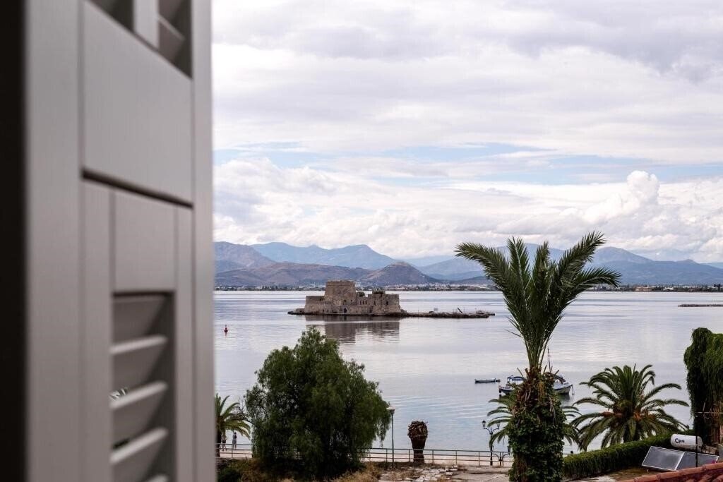 Готель Gambello Luxury Rooms 4*