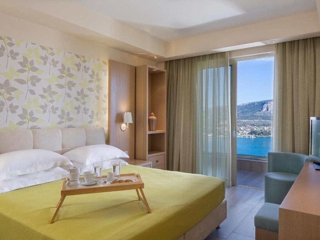 Фото Princess Kyniska Suites 4*