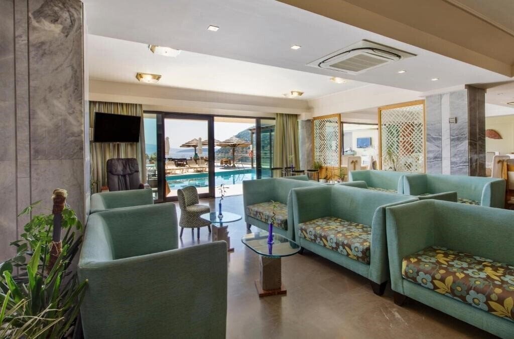 Zdjęcie John & George Hotel 3*