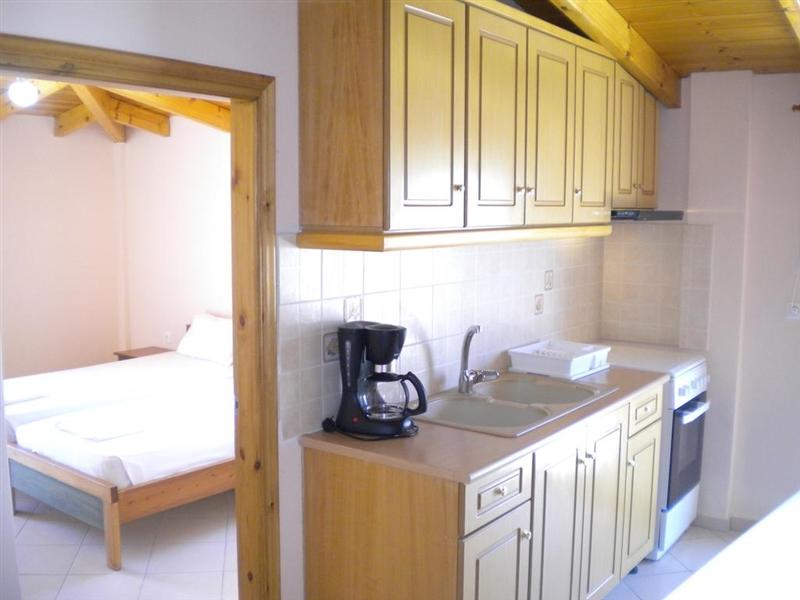 Отель Brati Arkoudi 2*