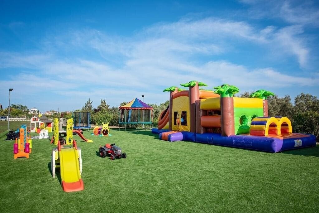 Zdjęcie Mythic Hotel 4*