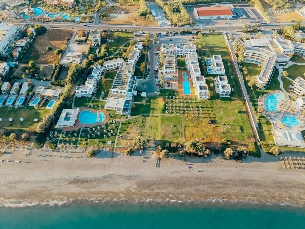 Фотографія Geraniotis Hotel & Resort 4*